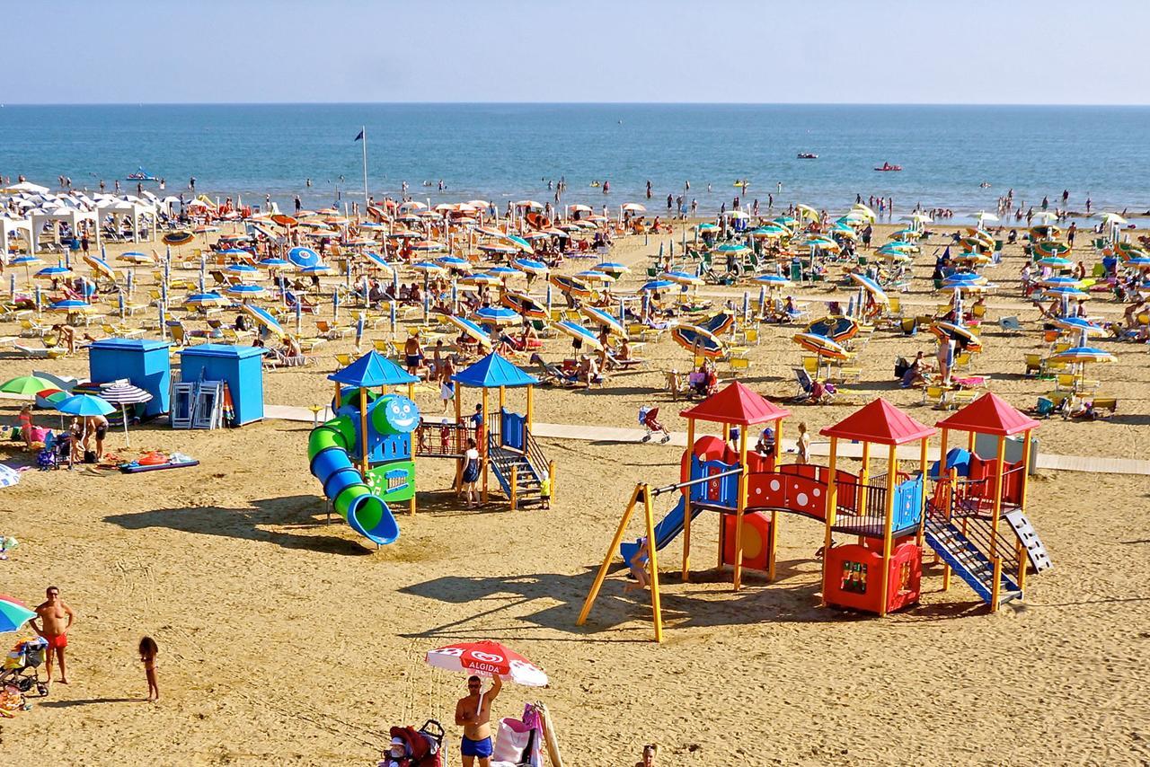 Horizon Belmare Apartments Bibione Esterno foto